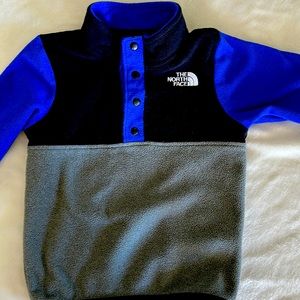 3T the north face fleece pullover